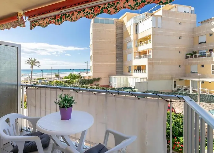 Very Nice And Modern Studio Front Of The Beach